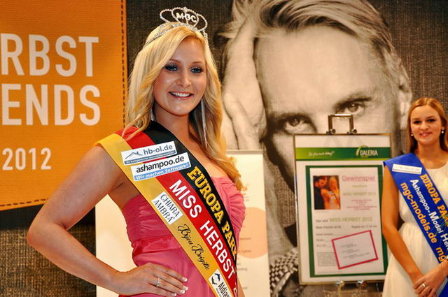 Miss Herbst   190.jpg